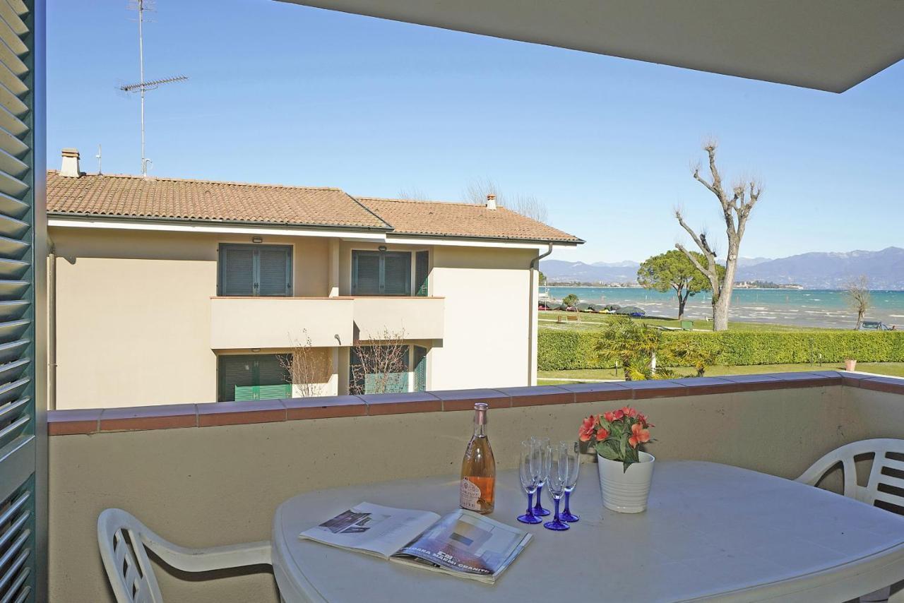 Appartement Il Porticciolo P1-12 By Wonderful Italy à Sirmione Extérieur photo