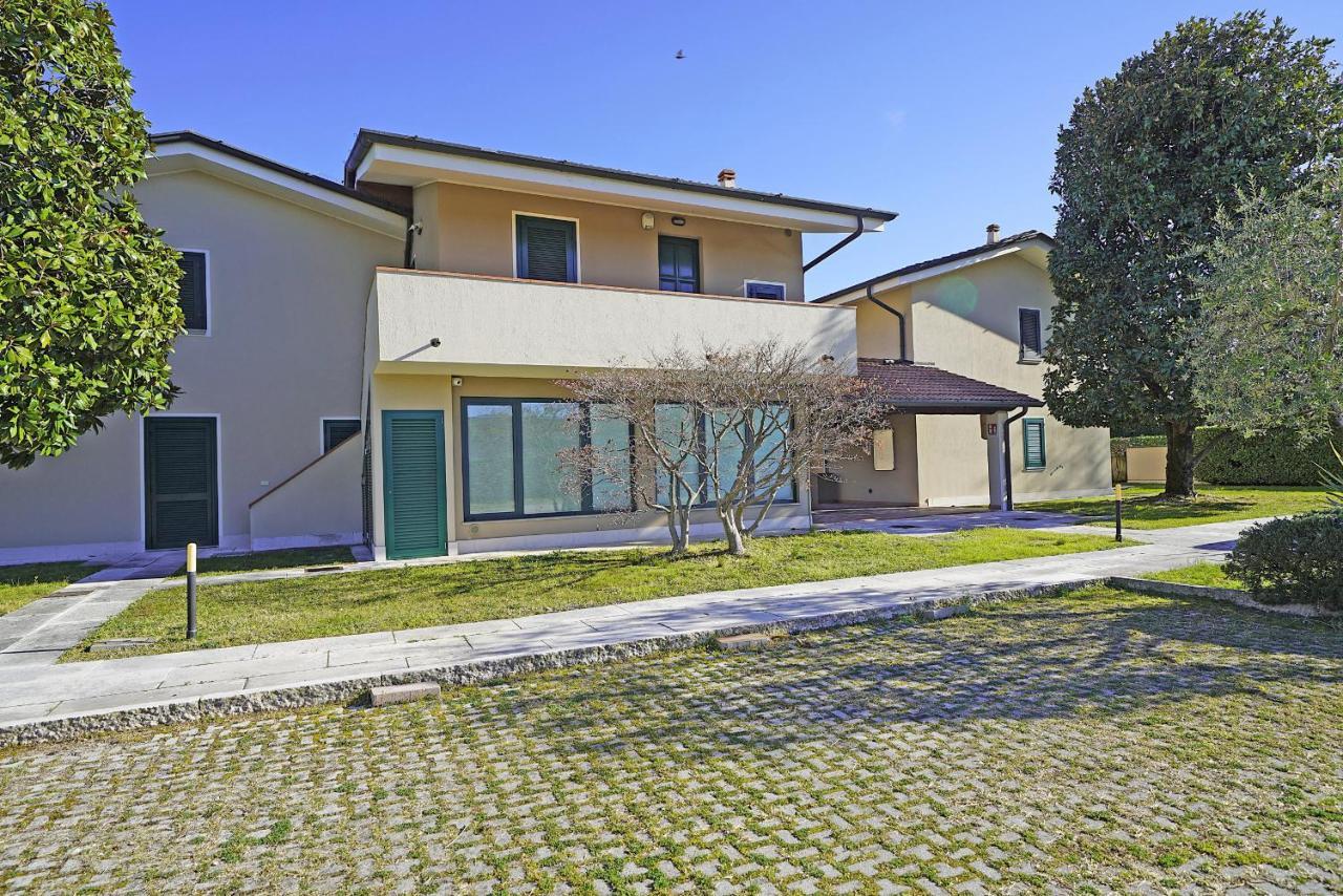 Appartement Il Porticciolo P1-12 By Wonderful Italy à Sirmione Extérieur photo