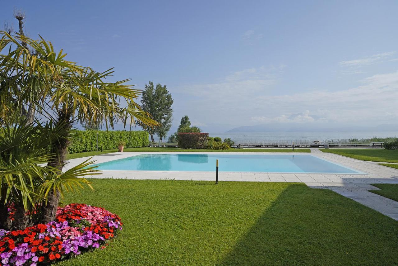 Appartement Il Porticciolo P1-12 By Wonderful Italy à Sirmione Extérieur photo