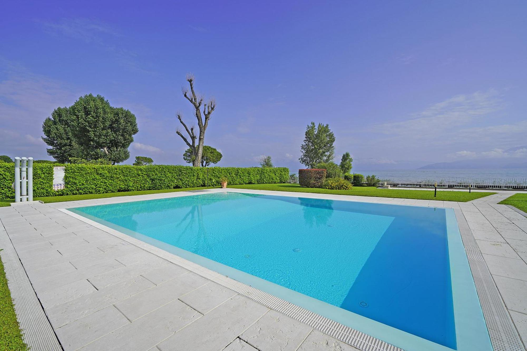 Appartement Il Porticciolo P1-12 By Wonderful Italy à Sirmione Extérieur photo